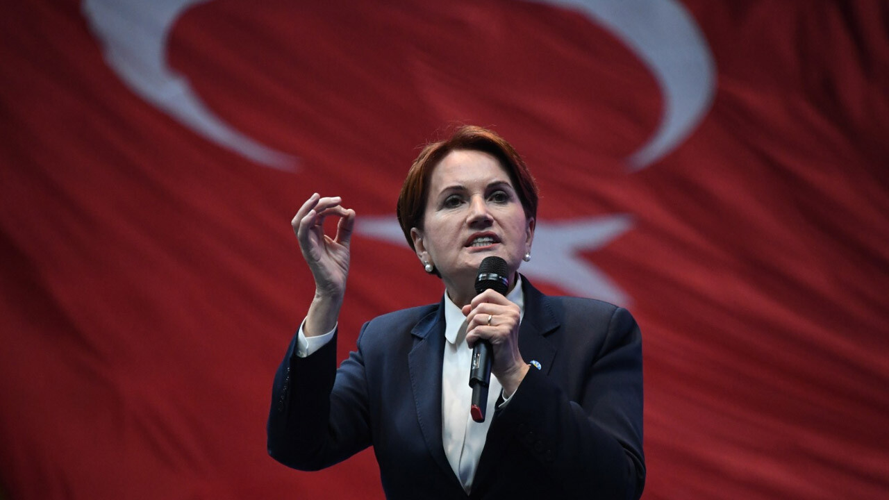 Meral Akşener’in kongrede elini güçlendirecek mesaj! 81 il başkanı basın açıklamasıyla duyurdu…