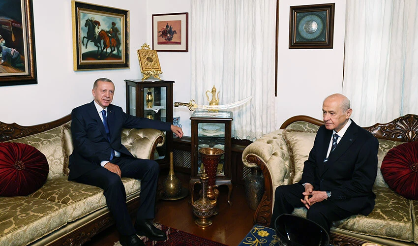 Son dakika! Cumhurbaşkanı Erdoğan, Bahçeli ile görüştü