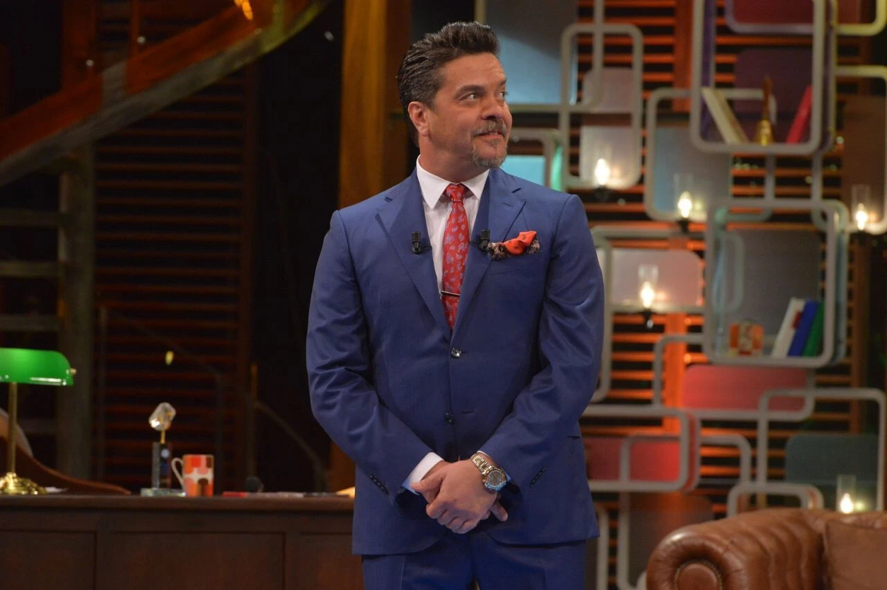 Beyaz Show’la ilgili yeni gelişme! Beyazıt Öztürk iki programı birden sunacak...