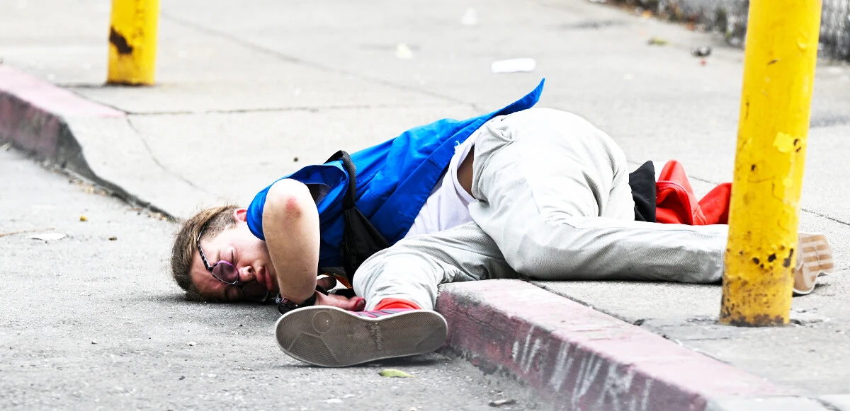 ABD'de şoke eden görüntüler, sokaklar evsizlerle dolup taştı