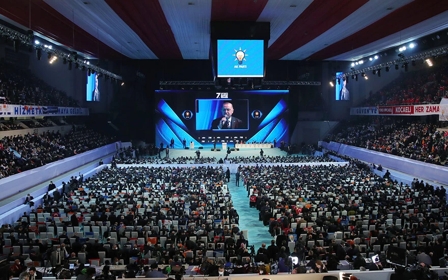 AK Parti büyük kongresi için tarih netleşti