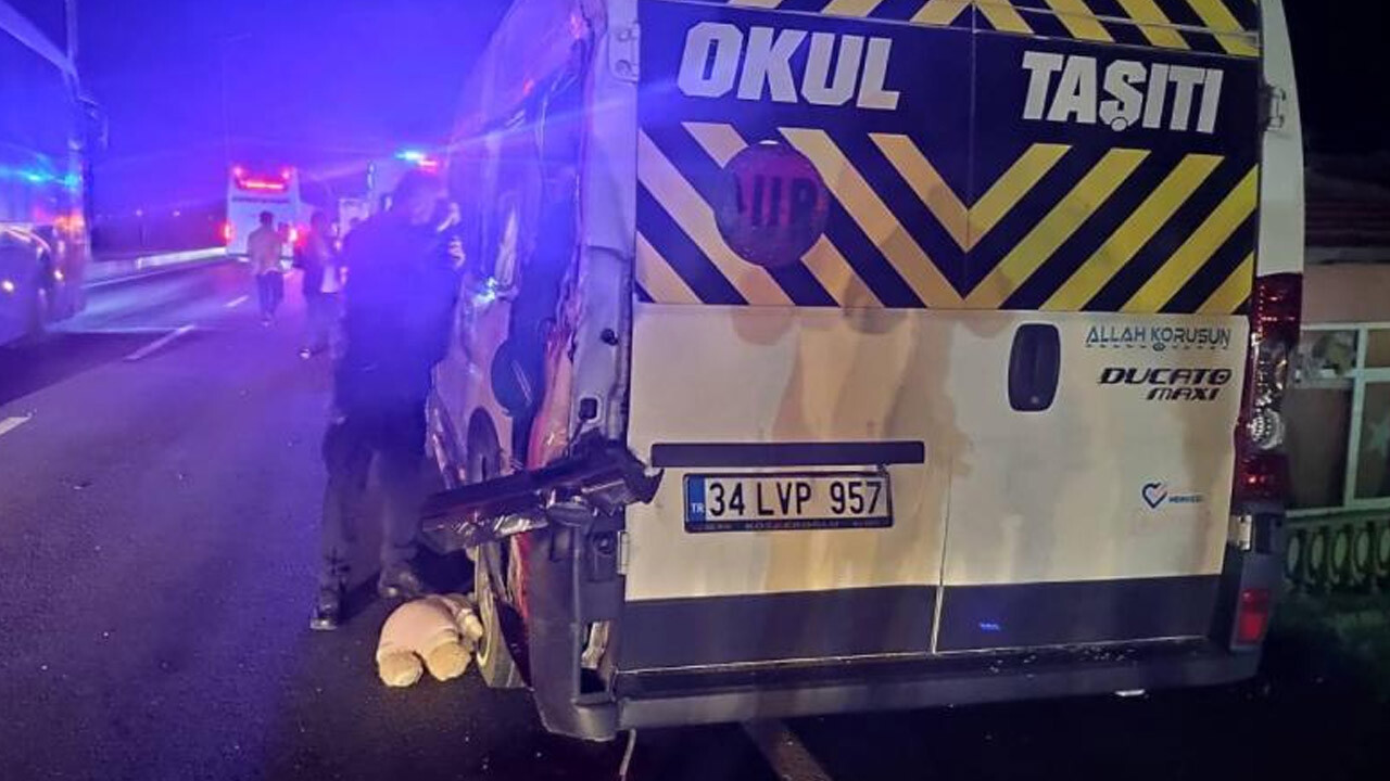 Kayseri&#039;de feci kaza! Minibüs ile tır birbirine girdi: 3 ölü, 16 yaralı