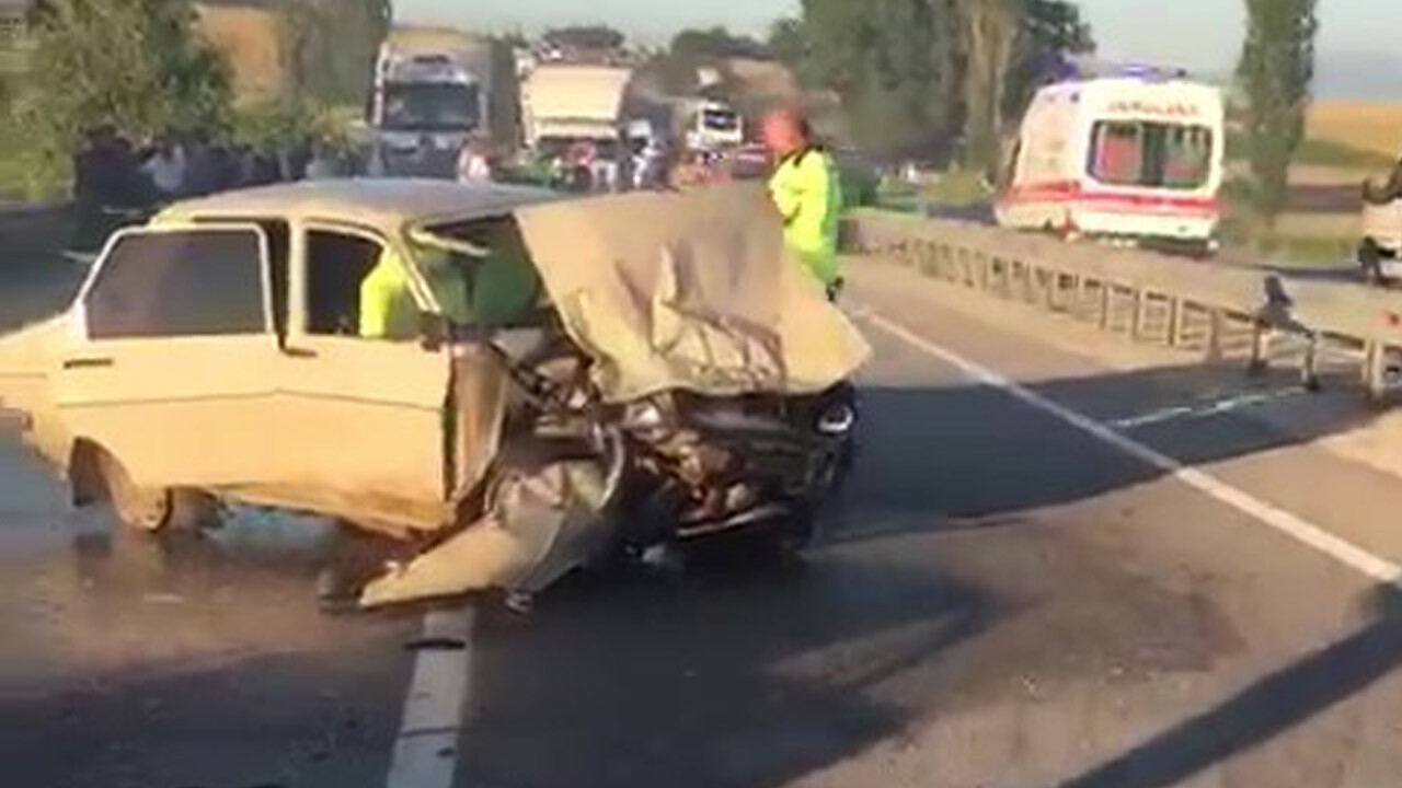 Düğün yolunda korkunç kaza! Aynı aileden 3 kişi yanarak hayatını kaybetti 