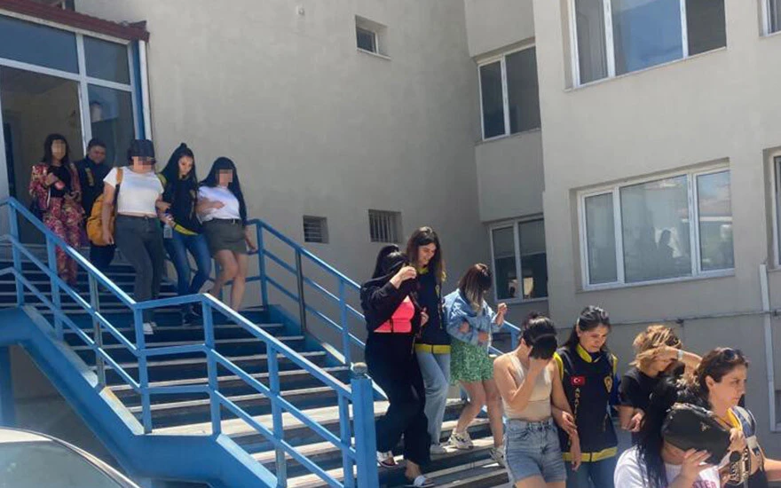 İnsan ticareti operasyonunda 7 gözaltı