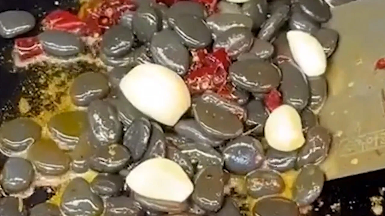 Çin mutfağının yeni gözdesi; Tavada taş kızartma