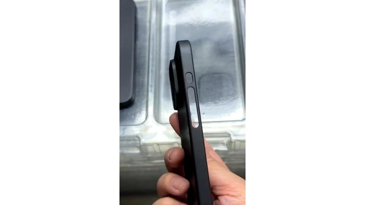 iPhone 15 serisi geliyor: Kılıflar tanıtımdan önce sızdırıldı, tasarımı belli oldu