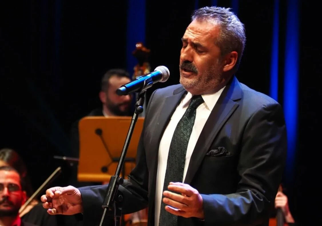 Konserine sadece 8 kişi gelen Yavuz Bingöl'den açıklama! Bayramdan sonra telafi edeceğiz…