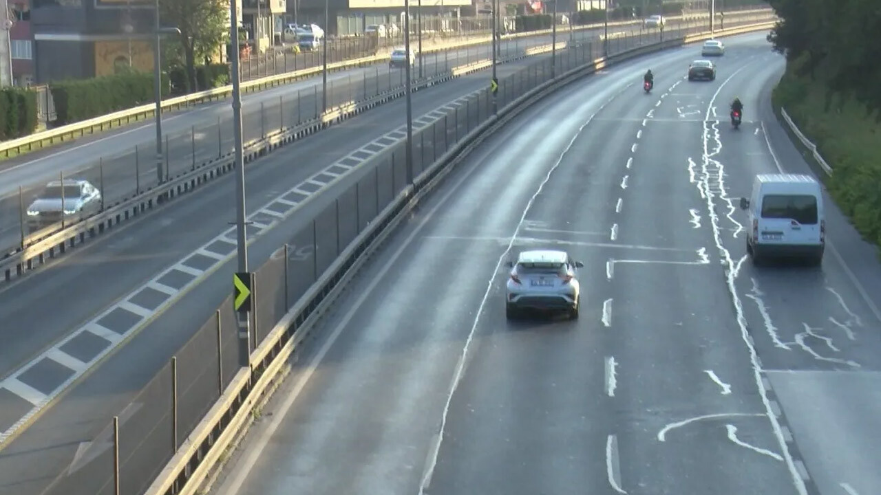 İstanbul’da şaşkına çeviren pazartesi! Yollar boş, trafik haritası ise yeşile döndü