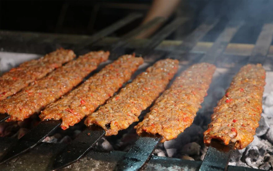 30 yıllık usta kebapçı uyardı. Herkes aynı hatayı yapıyor. Kanser riski var...