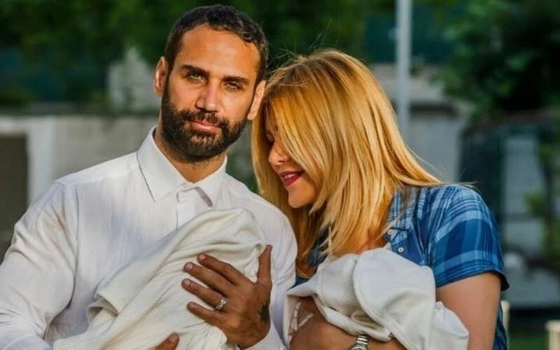 9 yıl önce evlenip Azerbaycan’a yerleşmişti… Şarkıcı Doğuş <a href=