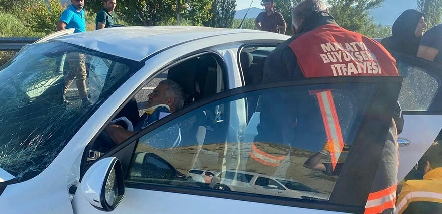 Malatya'da feci kaza: Ölü ve yaralılar var