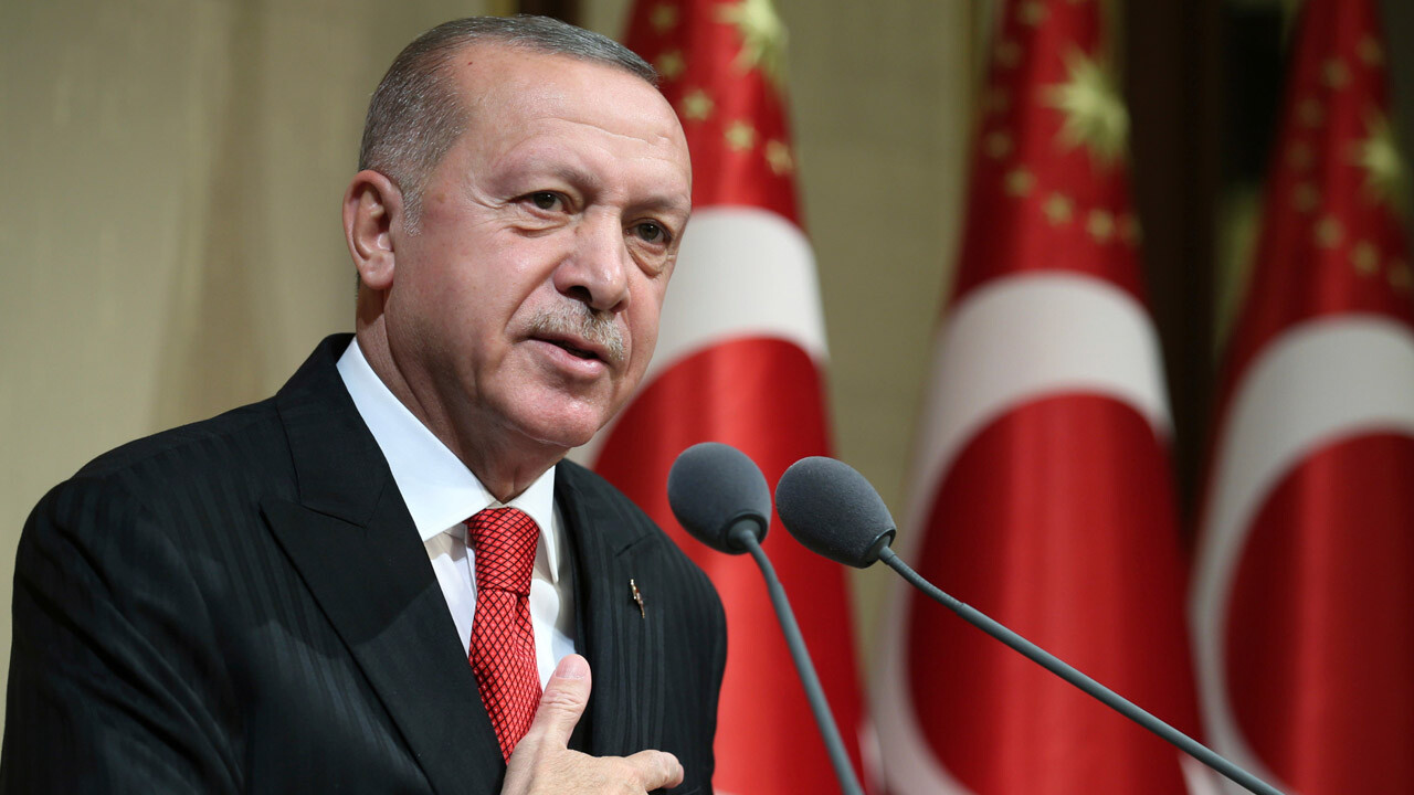 Cumhurbaşkanı Erdoğan&#039;dan bayram diplomasisi: Liderlerle peş peşe görüşme