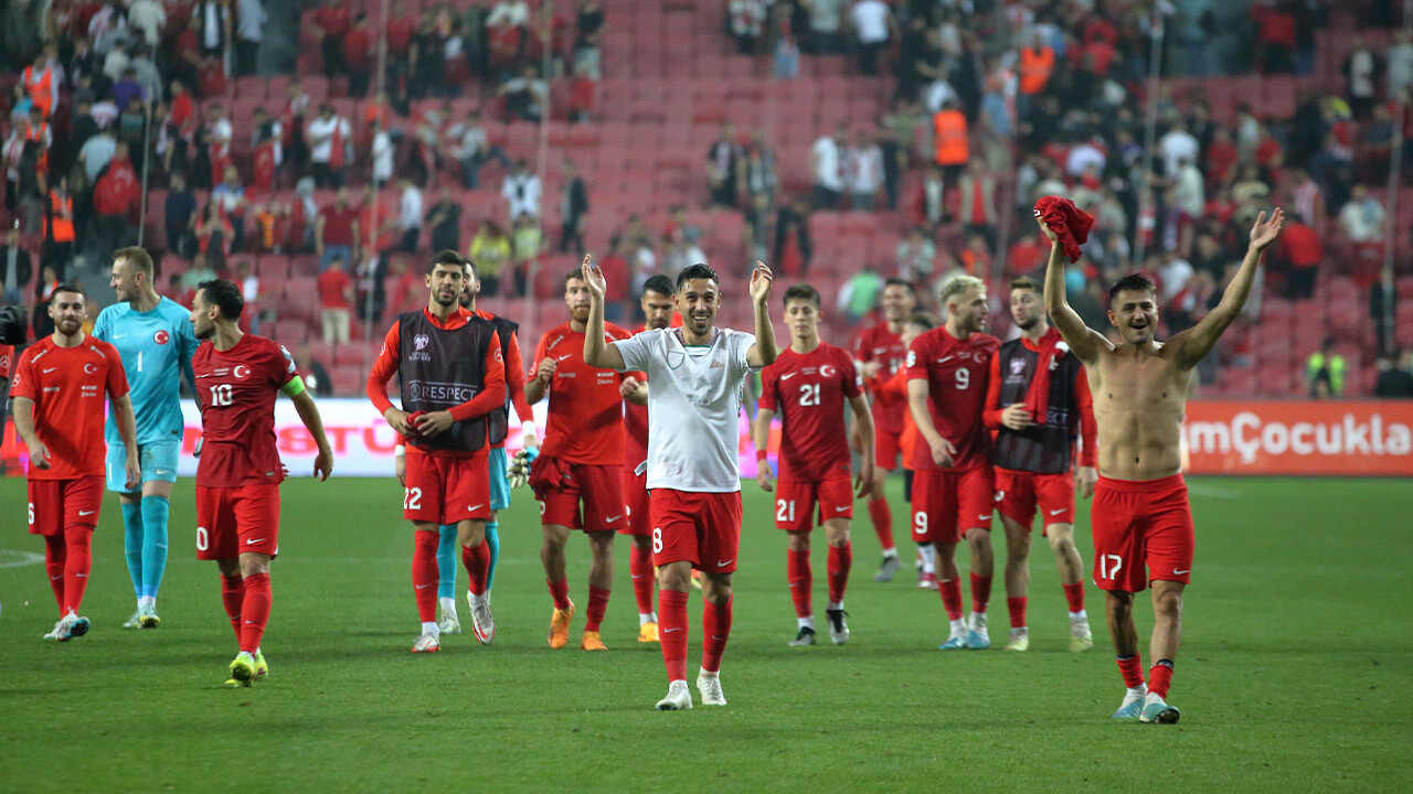 A Milli Takım, FIFA sıralamasında 2 basamak yükseldi 