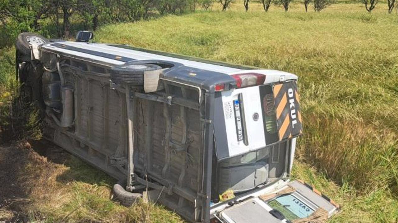 Yolcu minibüsü şarampole devrildi: Çok sayıda yaralı var