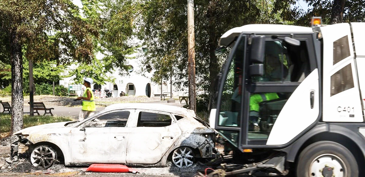 Fransa'da protestolar çatışmaya döndü, 40 bin polis müdahale etti