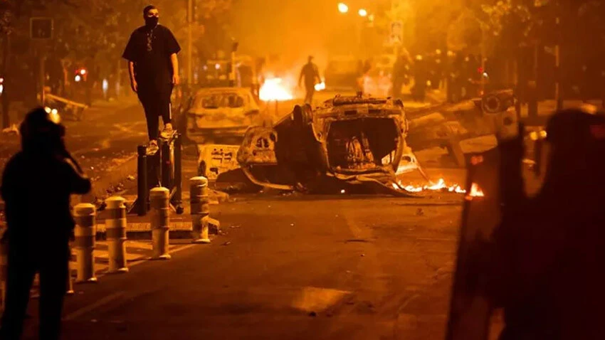 Fransa yangın yeri! Protestolarda ilk ölüm haberi geldi