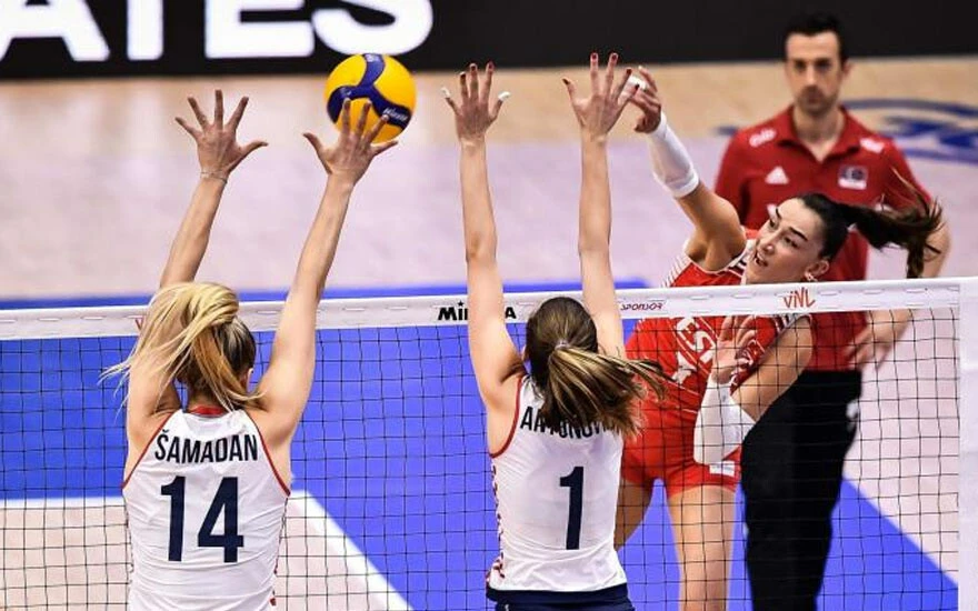 Hırvatistan'a set yok! Filenin Sultanları çeyrek finalde