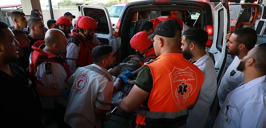İşgalci İsrail Cenin'de katliam yaptı: Şehit ve yaralılar var...