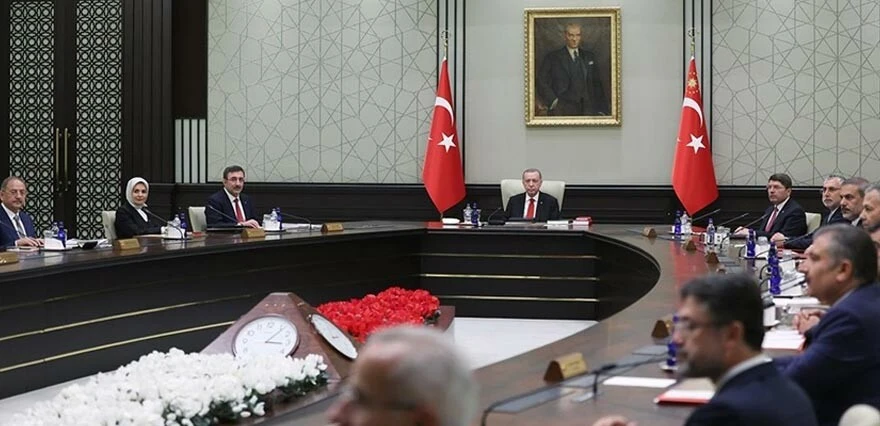 Kabine toplantısı başladı! Memur ve emekli maaşlarına zam masada…