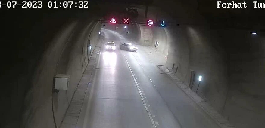 Tünelde feci kaza: Sollama yapayım derken duvara çarptı