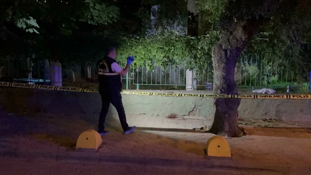 Eskişehir'de iş arkadaşlarının Tartışması kanla sonuçlandı! Genç adam ağır yaralandı...