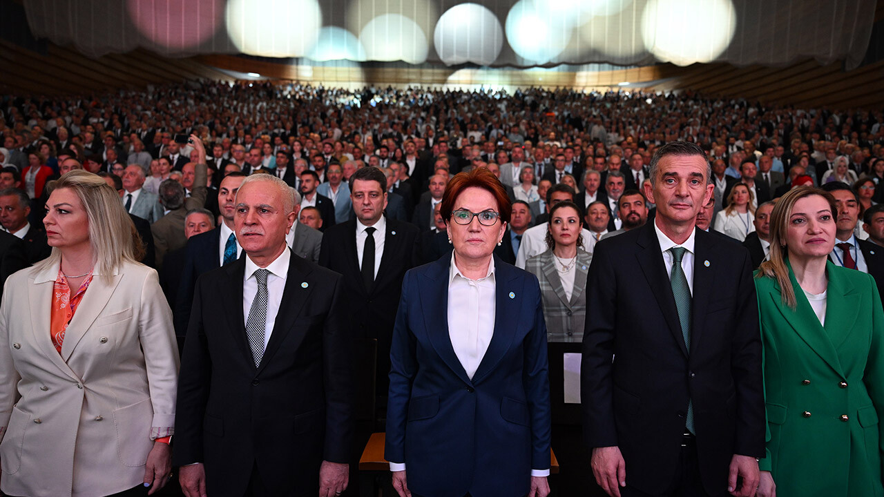 Meral Akşener&#039;in A Takımı belli oldu! Listede bir isim dikkat çekti