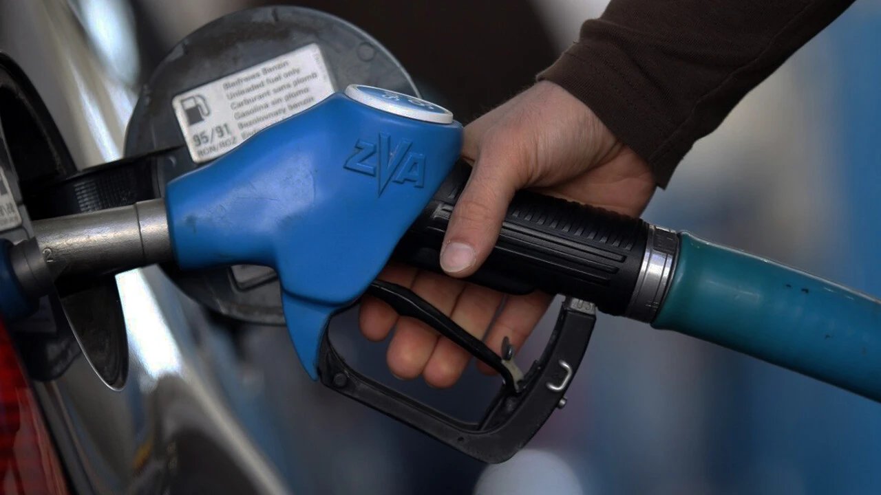 Suudi Arabistan petrolü kıstı, fiyatlar arttı: Akaryakıta yeniden zam geldi