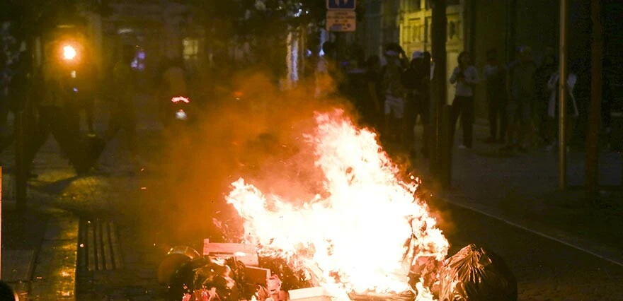 Fransa’da bir genç daha polis tarafından öldürüldü!