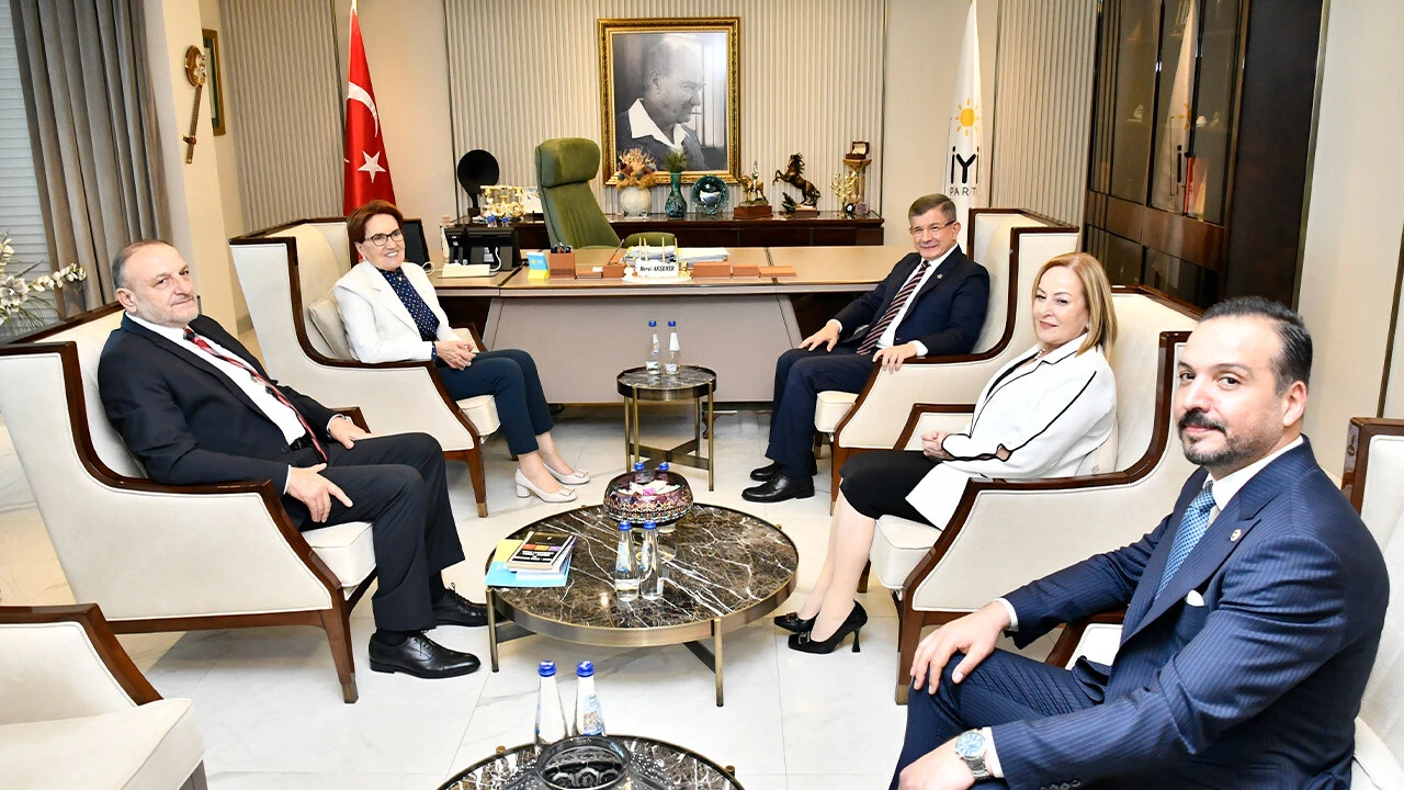 Meral Akşener'den Davutoğlu'yla sürpriz görüşme