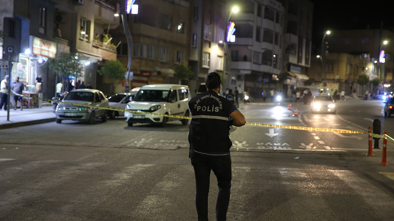 Şanlıurfa'daki akraba kavgasında kan aktı! Polis dahil 3 kişi yaralandı…