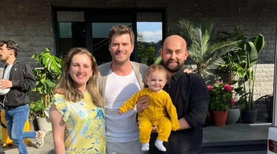 Reklam filminde rol alan bebek Kurt Efe'yi aratmadı! Kıvanç Tatlıtuğ'a benzerliği dikkat çekti