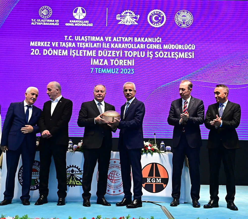 Bakan Uraloğlu'ndan önemli açıklama: Önceliğimiz çalışanlarımız