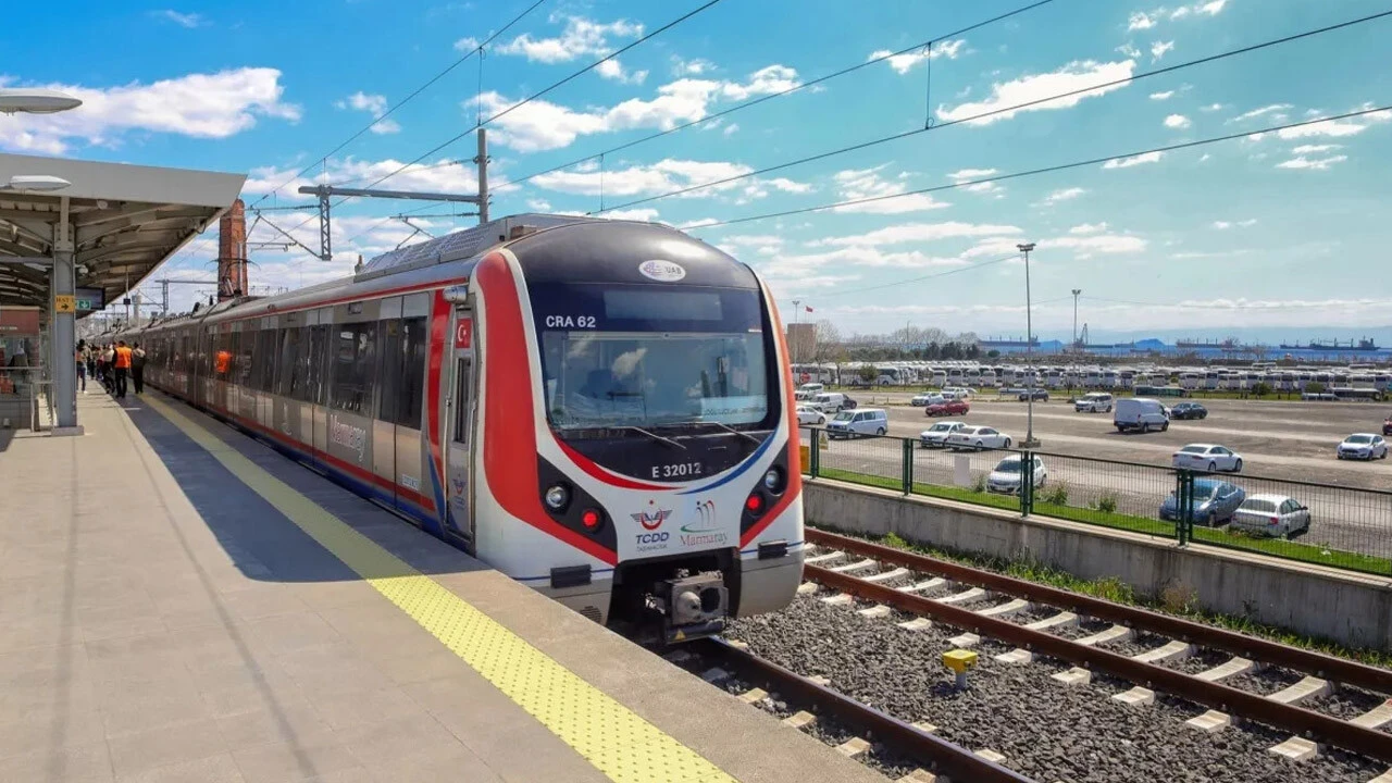 15 Temmuz&#039;da Marmaray ve metro seferleri ücretsiz