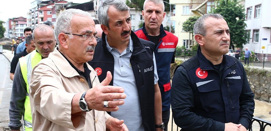 Karadeniz'i yine sel vurdu: 130 kilogram <a href=