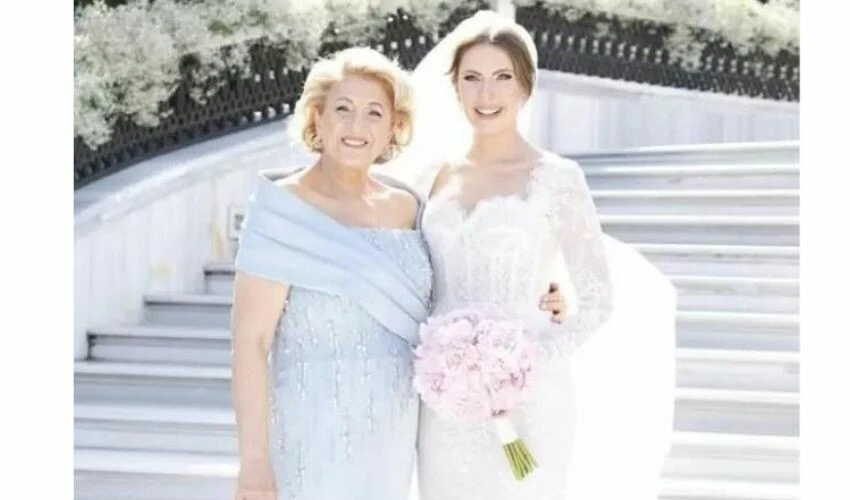 Eda Ece annesini paylaştı, sosyal medyada herkes aynı yorumu yaptı