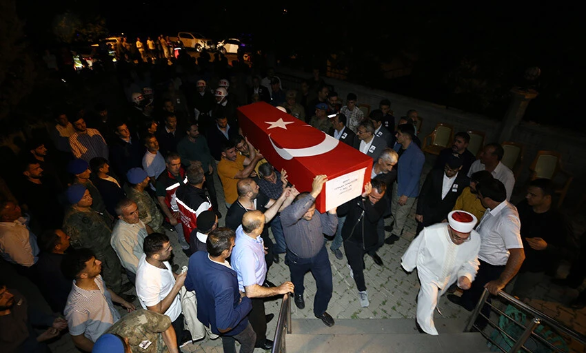 Pençe-Şimşek Operasyonu'nda şehit olan 1998 doğumlu Günerigök'ün bekar olduğu öğrenildi.