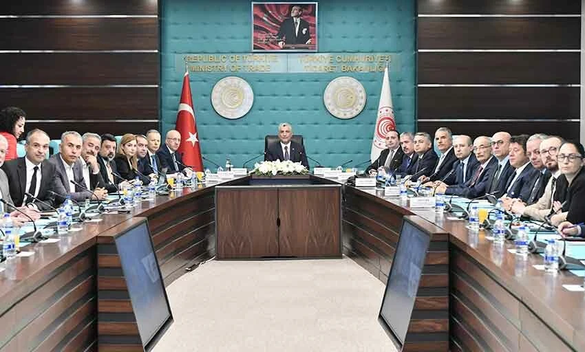 İkinci el otomobilde bunu yapan artık yandı! Bakan Bolat resmen duyurdu: Savunma istendi, ceza gönderilecek…
