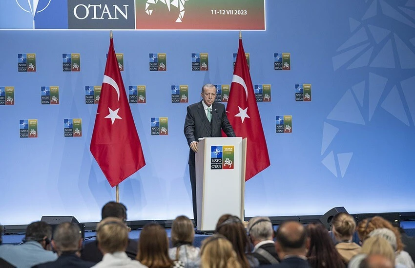 Son dakika! Cumhurbaşkanı Erdoğan'dan NATO dönüşü kritik açıklamalar: Biden bizim yanımızda