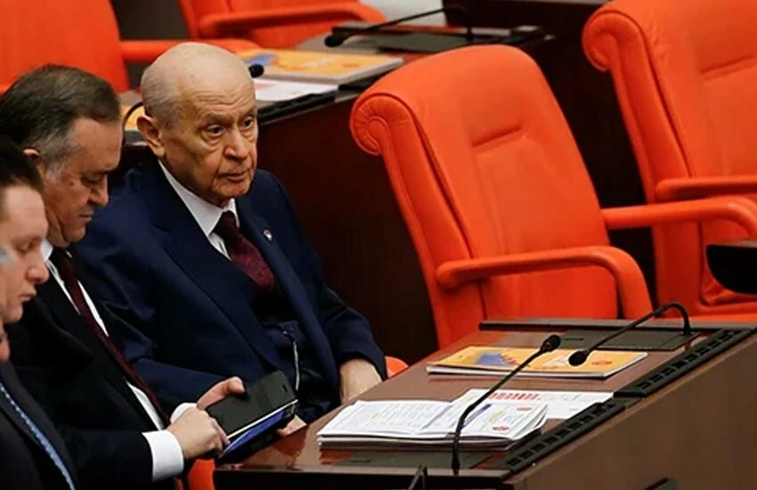 Son dakika! MHP lideri Bahçeli emeklilere zam görüşmesi için TBMM'de: MHP çekimser kaldı