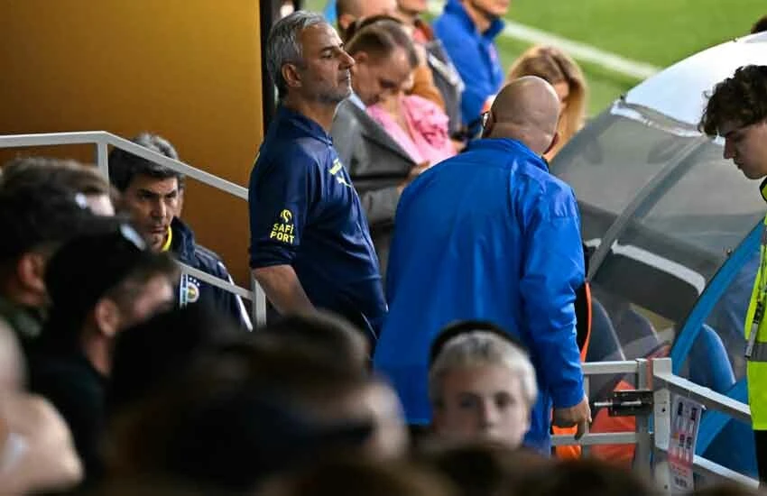 İsmail Kartal çileden çıktı: Hazırlık maçında kırmızı kart gördü!