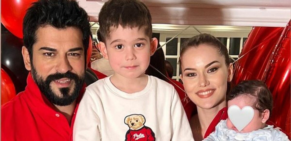 Burak Özçivit ile Fahriye Evcen&#039;in oğlu Kerem ilk kez görüntülendi: Abisinin aynısı