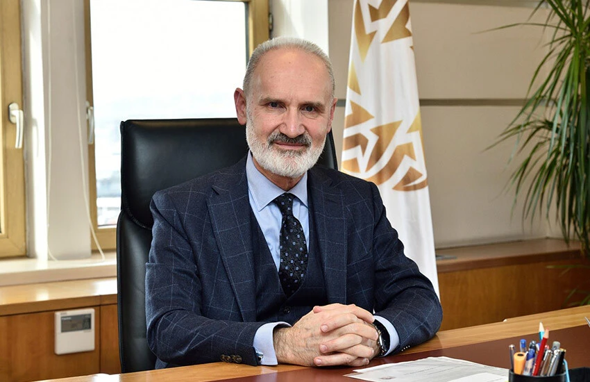 İş dünyasının 15 Temmuz mesajlarında demokrasi vurgusu!