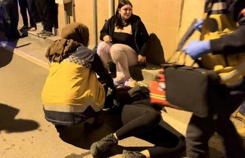 Annesi gözlerinin önünde öldürüldü: Genç kızın sözleri yürekleri sızlattı: Silahı bırakması için yalvardım