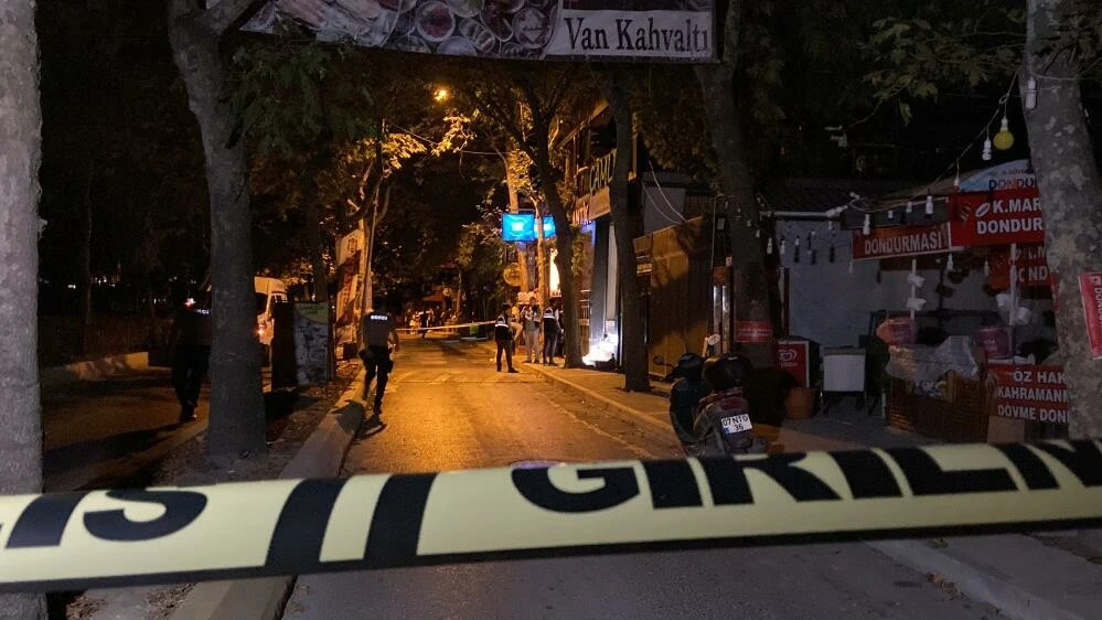 Şarkıcı Erkan Doğanay'a silahlı saldırı! Sahne çıkışı pusu kurdular