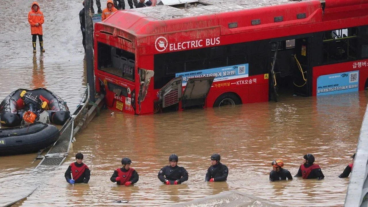 Güney Kore'de sel ve heyelan felaketi: Çok sayıda kişi hayatını kaybetti, kayıplar var