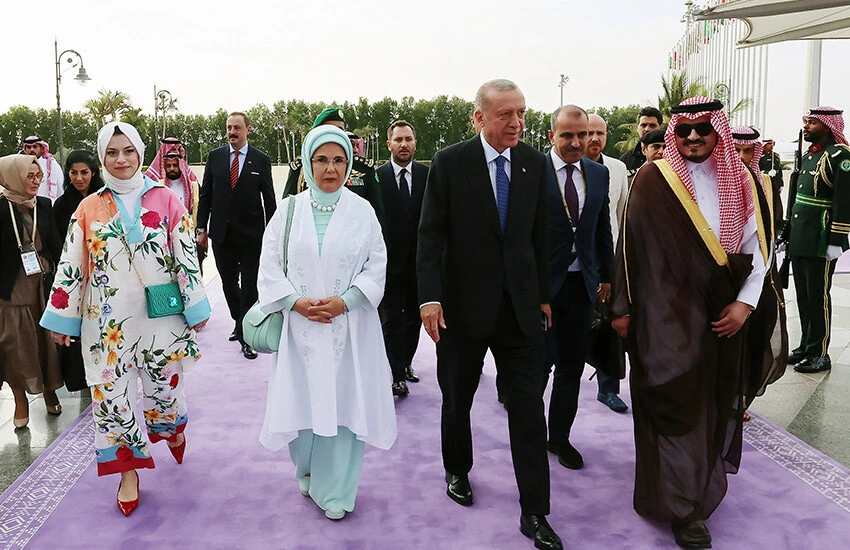 Erdoğan Körfez turunun ilk durağı Suudi Arabistan'da: Cidde'den ilk kareler geldi