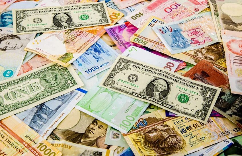 Dolar, euro, sterlin! Kurlarda yükseliş devam ediyor, gözler TCMB faiz kararında