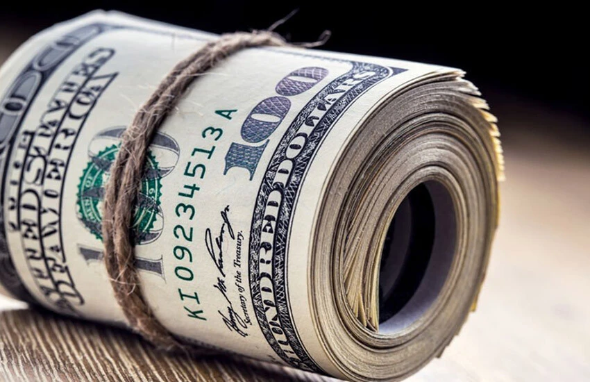 Rekor serisine devam eden dolar nasıl düşer? Uzman isim 'enflasyona' dikkat çekti