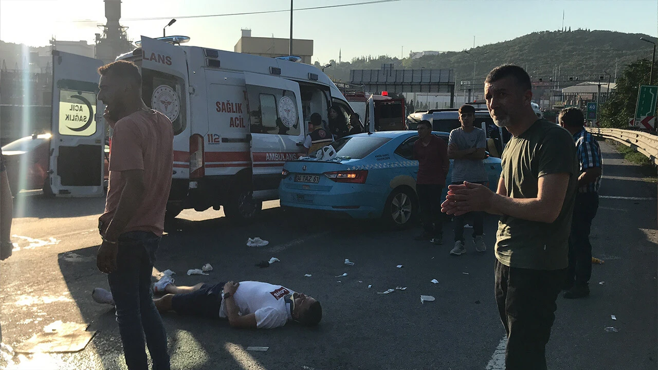 Hız göstergesi 140'ta takılı kaldı, TEM'de can pazarı yaşandı: 7 yaralı