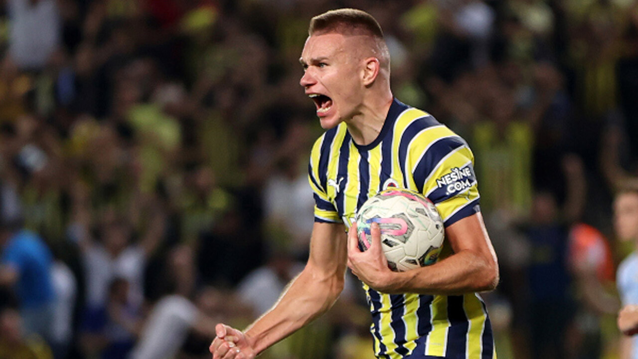 Fenerbahçe&#039;de bir ayrılık daha... Attila Szalai&#039;ye izin çıktı 